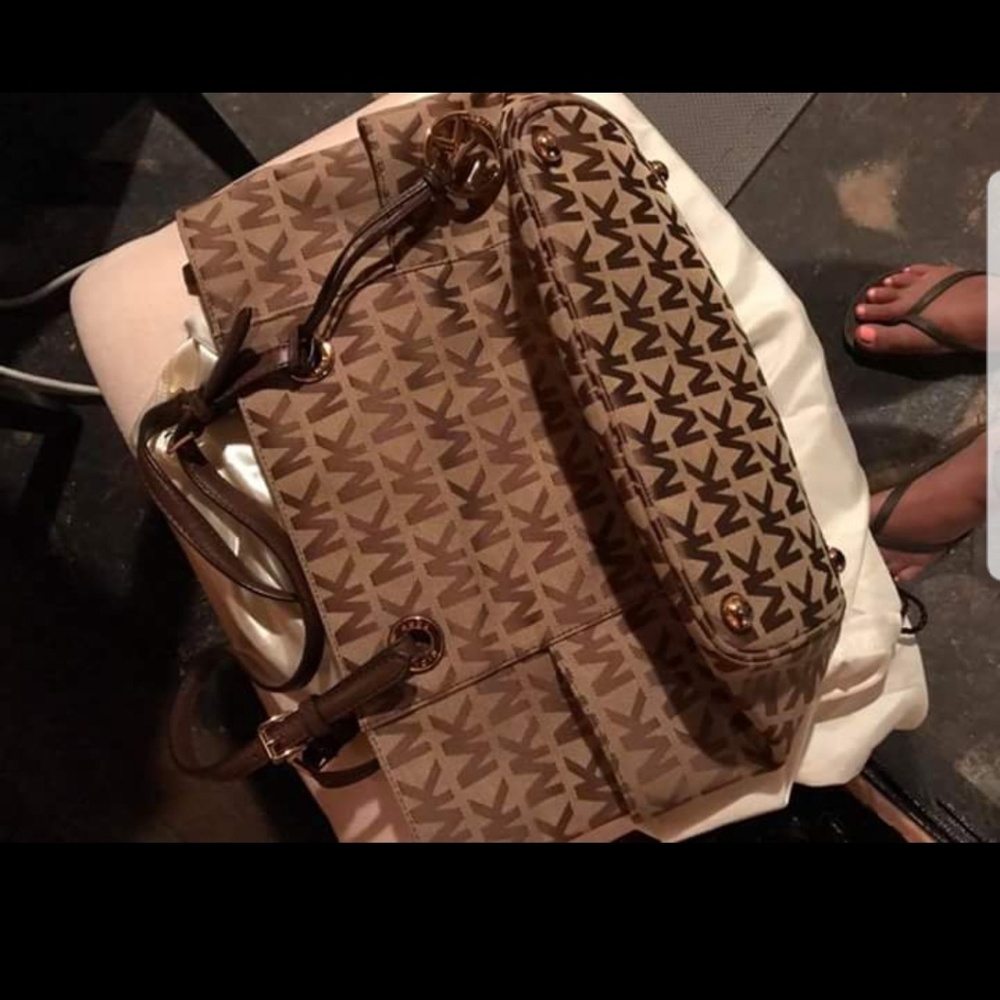 Michael Kors bag